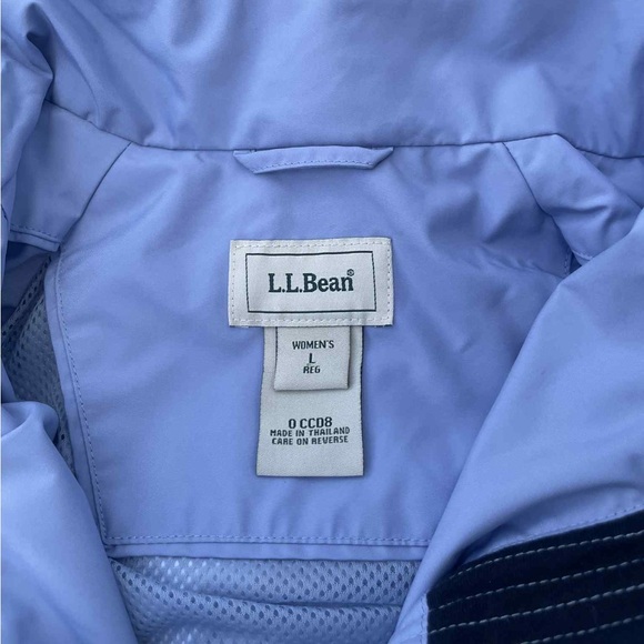 L.L. Bean Women's Sky Blue Outerwear - Picture 5 of 8